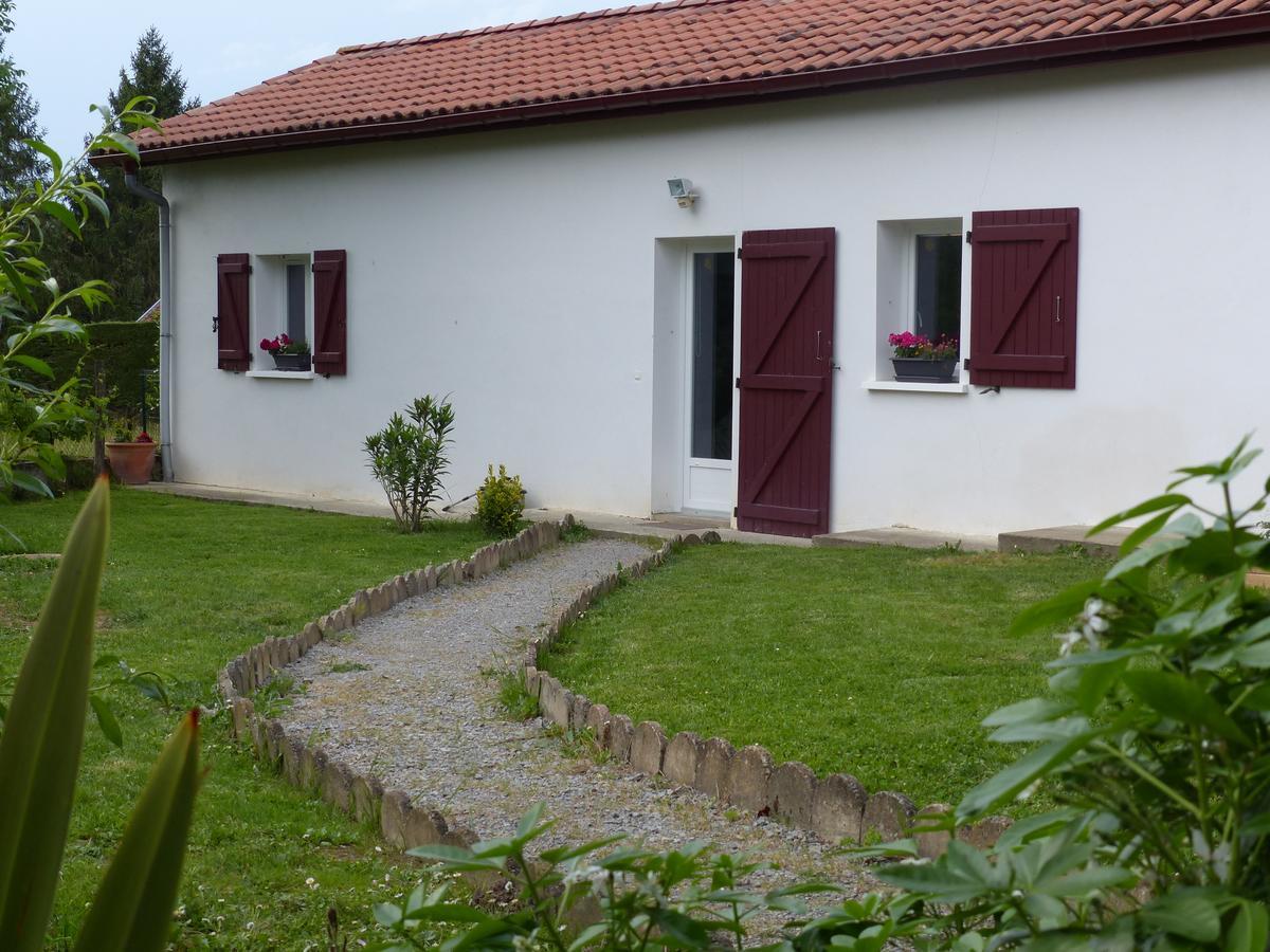 Gite Botiga Saint-Jean-le-Vieux  Exterior photo